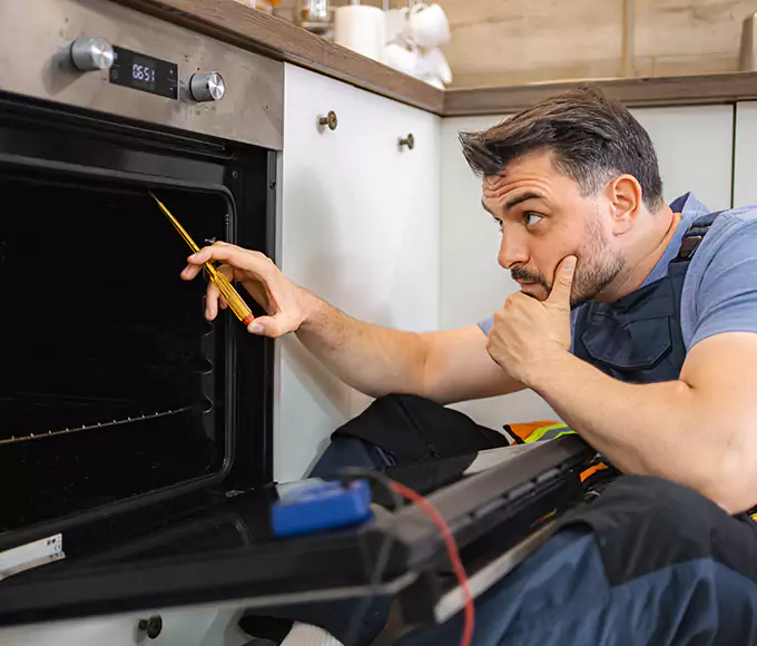 Why Meriden Households Choose Meriden Appliance Pro for Every Gas Oven Fix?